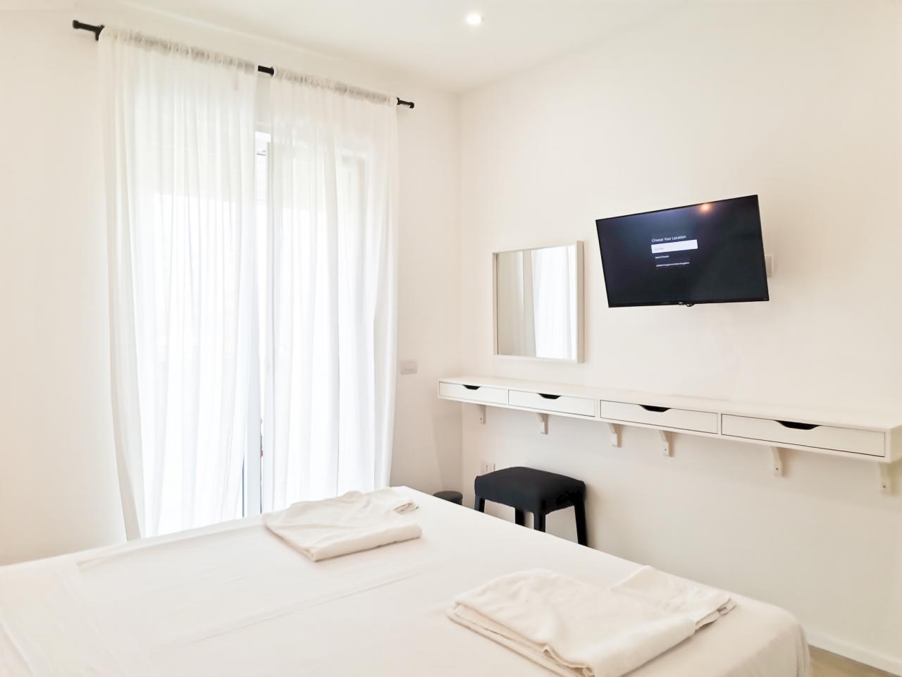 Blu Blu Apartment 4