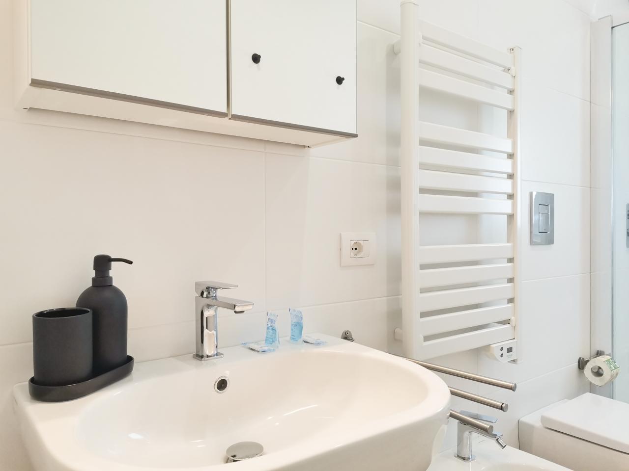Blu Blu Apartment 5