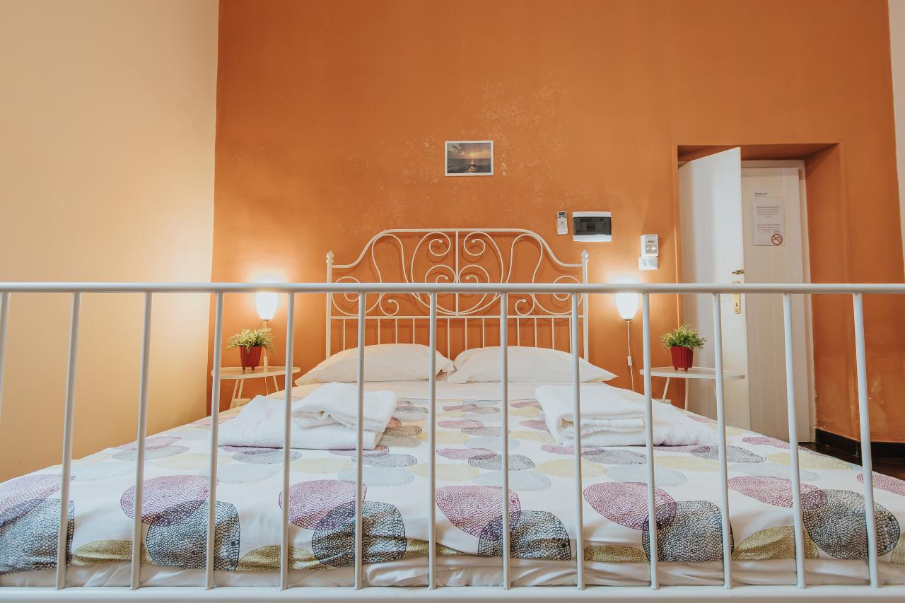 Orange 4